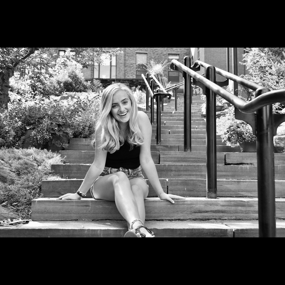 Meet your Posher, Teagan